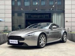 Aston Martin V8 Vantage 2015 4.7L Coupe - ფოტო 1