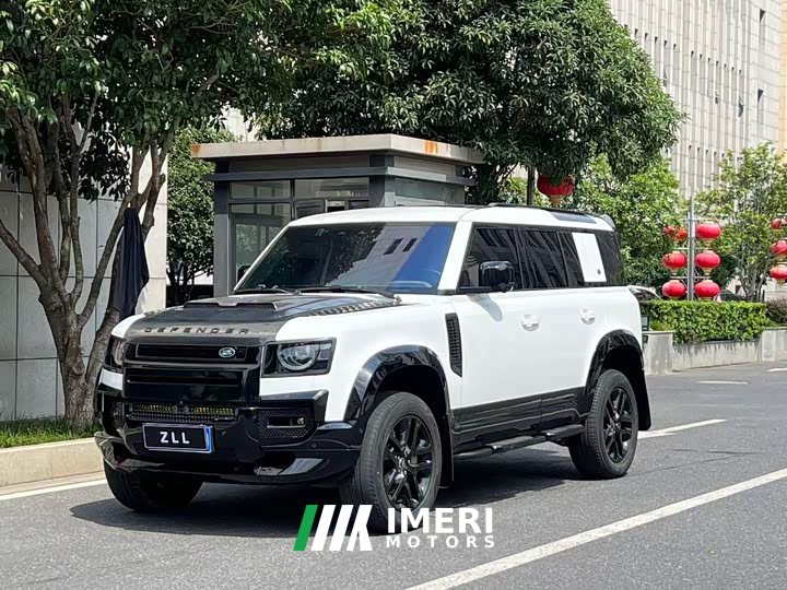 Land Rover Defender 110 3.0T P400 X-DYNAMIC HSE