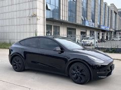 Tesla Model Y Long Range All-Wheel Drive - ფოტო 3