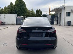 Tesla Model Y Long Range All-Wheel Drive - ფოტო 4