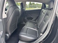 Tesla Model Y Long Range All-Wheel Drive - ფოტო 9