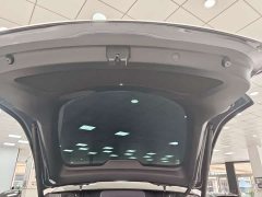 Tesla Model Y Performance All-Wheel Drive - ფოტო 9