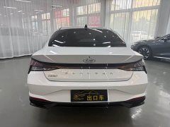 Hyundai Elantra 2022 1.5L CVT Luxury - ფოტო 16