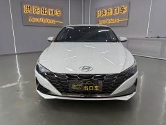 Hyundai Elantra 2022 1.5L CVT Luxury - ფოტო 3
