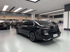 BMW 7 Series 2023 735Li M Sport Package - ფოტო 7