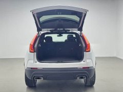 Cadillac XT4 28T FWD Technology - ფოტო 12