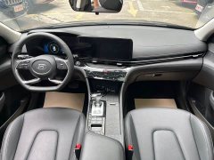 Hyundai Mingtu 1.8L CVT GLX Elite - ფოტო 11