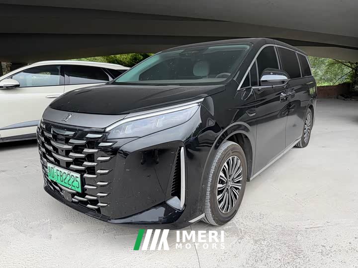 BYD Summer DM-i 1.5T 100km Leading Edition