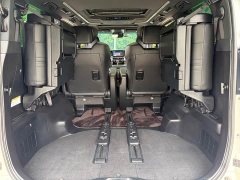 Toyota Alphard 2021 Hybrid 2.5L Premium Edition - ფოტო 13