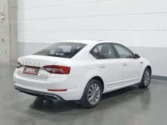 Skoda Octavia 2020 1.5L Automatic Zhixing Luxury Edition - ფოტო 2
