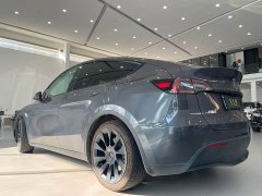 Tesla Model Y 2022 Facelift Rear-Wheel Drive - ფოტო 4