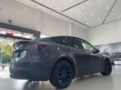 Tesla Model Y 2022 Facelift Rear-Wheel Drive - ფოტო 6