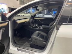 Tesla Model Y 2022 Facelift Rear-Wheel Drive - ფოტო 8