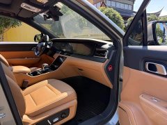Li Auto ONE Extended Range 6-Seater - ფოტო 13