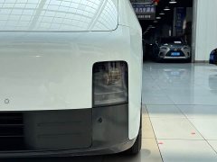 Li Auto MEGA 2025 Home Family Edition - ფოტო 14