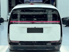 Li Auto MEGA 2025 Home Family Edition - ფოტო 17
