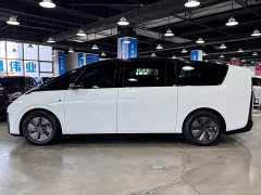 Li Auto MEGA 2025 Home Family Edition - ფოტო 4
