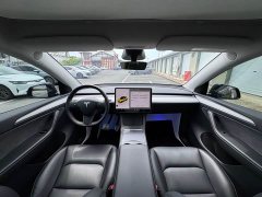Tesla Model Y Rear-Wheel Drive - photo 9