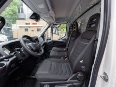Audi New Daily RV 3.0L Automatic - ფოტო 6