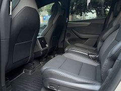 Tesla Model Y L Long Range All-Wheel Drive - photo 8