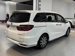 Honda Odyssey 2.0L e:HEV Sharp Comfort Edition - ფოტო 5