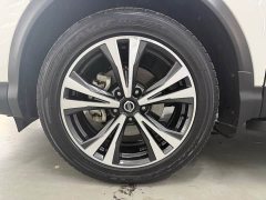 Nissan Qashqai Classic 2.0L CVT XV Premium Smart Edition - ფოტო 9