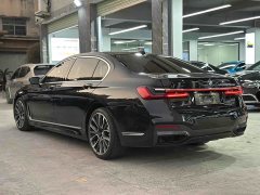 BMW 7 Series 740Li Premier M Sport Package - ფოტო 7