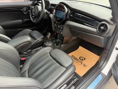 BMW MINI Facelift 2.0T COOPER S Artist - ფოტო 9