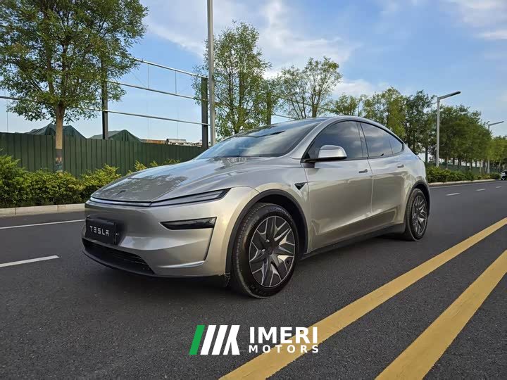 Tesla Model Y L 2025 Long Range All-Wheel Drive - ავტომობილი ჩინეთიდან