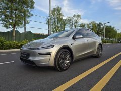 Tesla Model Y L 2025 Long Range All-Wheel Drive - ფოტო 1