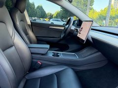Tesla Model Y Standard Range RWD - ფოტო 10