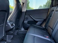 Tesla Model Y Standard Range RWD - ფოტო 9