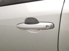Toyota Corolla Hybrid 1.8H E-CVT Luxury - ფოტო 18