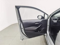 Toyota Corolla Hybrid 1.8H E-CVT Luxury - ფოტო 8
