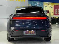 Tesla Model Y Rear-Wheel Drive - ფოტო 5