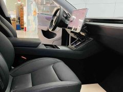 Tesla Model Y Rear-Wheel Drive - ფოტო 6
