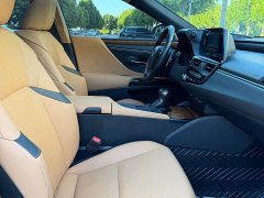 Lexus ES 200 Luxury - ფოტო 10