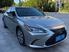 Lexus ES 200 Luxury - ფოტო 7