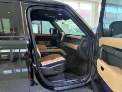 Land Rover Defender 2025 110 3.0T P400 X-Dynamic HSE - ფოტო 9
