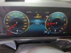 Mercedes-Benz GLB 220 Dynamic - ფოტო 14