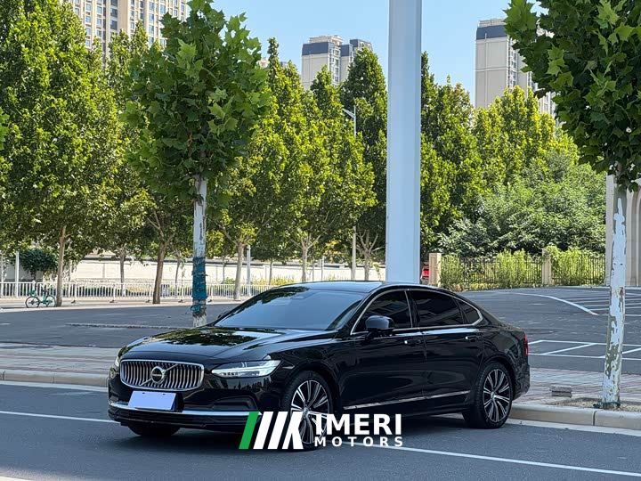 Volvo S90 B5 Smart Luxury Edition
