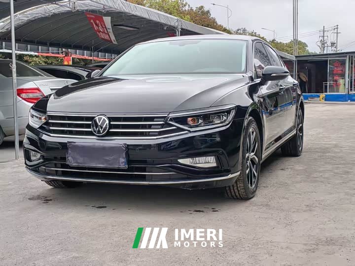 Volkswagen Magotan 330TSI DSG Advance