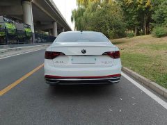 Volkswagen Sagitar 300TSI DSG Excellence Edition - ფოტო 11