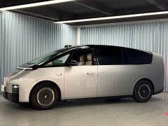 Li Auto Li Xiang MEGA Ultra - ფოტო 3