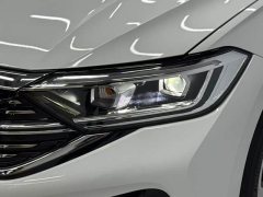 Volkswagen Sagitar 300TSI DSG Excellence Edition - ფოტო 12