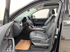 Audi Q7 55 TFSI quattro S line Sport - ფოტო 14