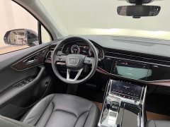 Audi Q7 55 TFSI quattro S line Sport - ფოტო 20