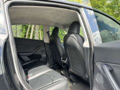 Tesla Model Y 2022 Rear-Wheel Drive - ფოტო 11