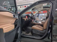 Ford Explorer 2023 EcoBoost 285 AWD Fashion Plus 6-Seater - ფოტო 4