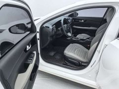 Kia K3 1.5L CVT Luxury Edition - ფოტო 7